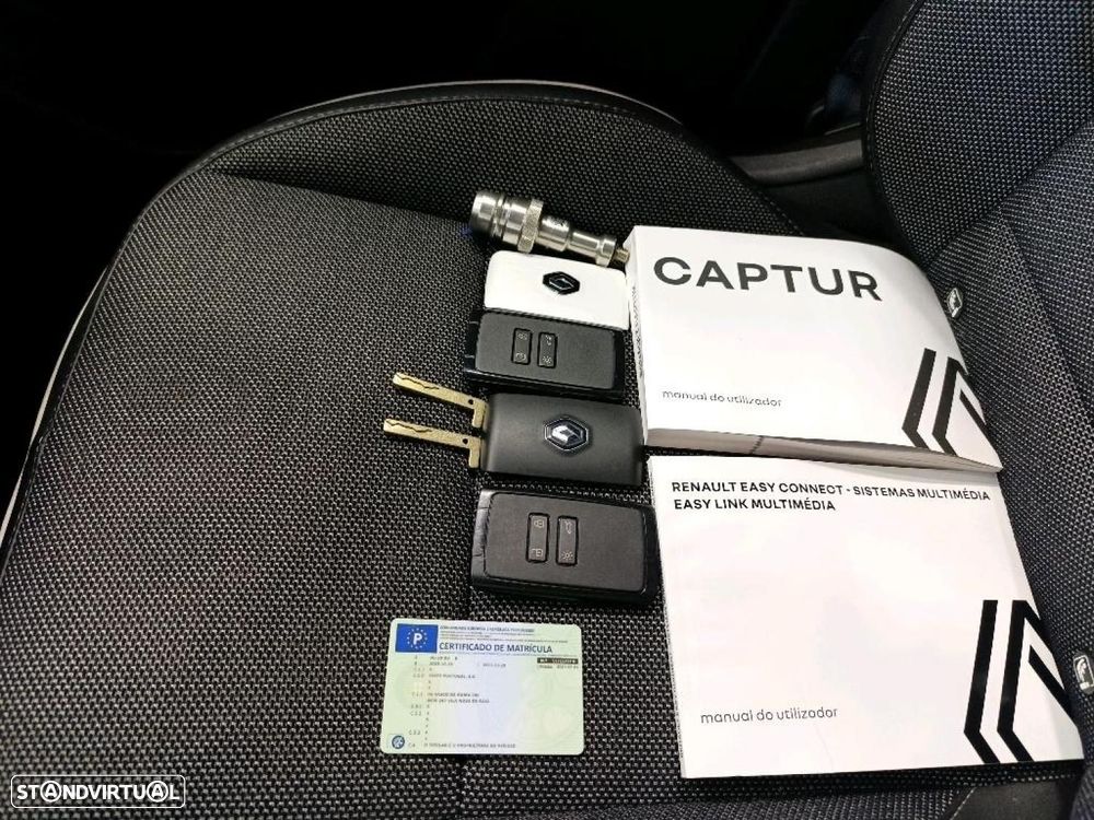 Renault Captur 1.0 TCe Techno Bi-Fuel - 12