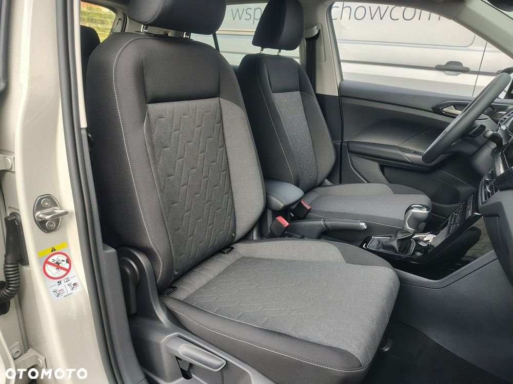 Volkswagen T-Cross - 11