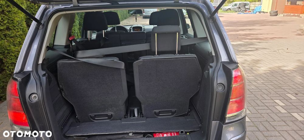 Opel Zafira 1.9 CDTI Essentia - 6