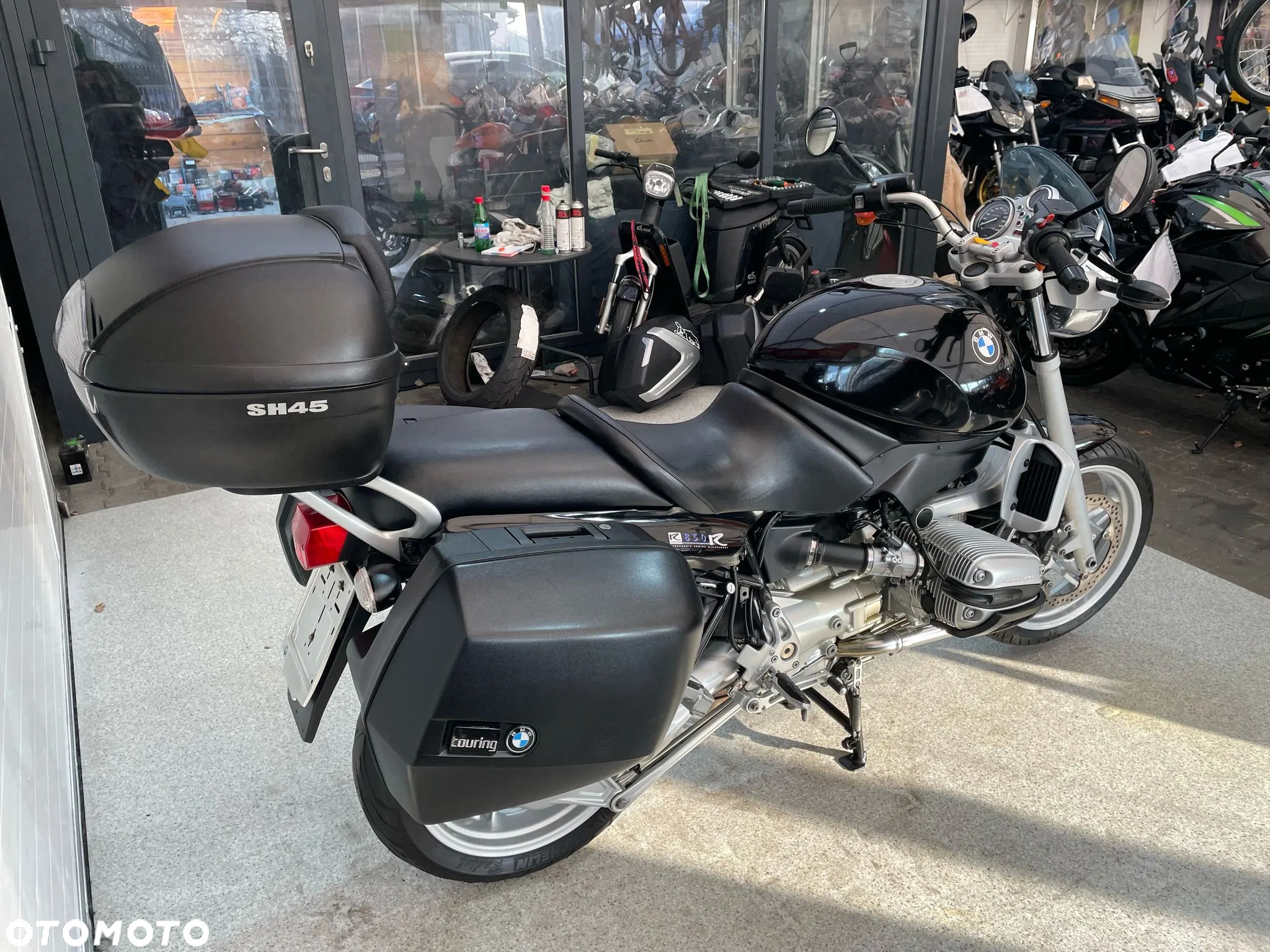 BMW R - 18
