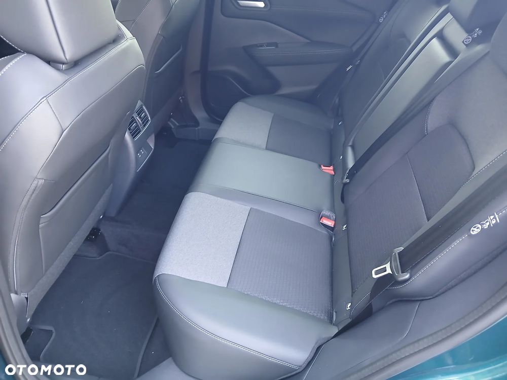 Nissan Qashqai 1.3 DIG-T MHEV N-Connecta Xtronic - 11