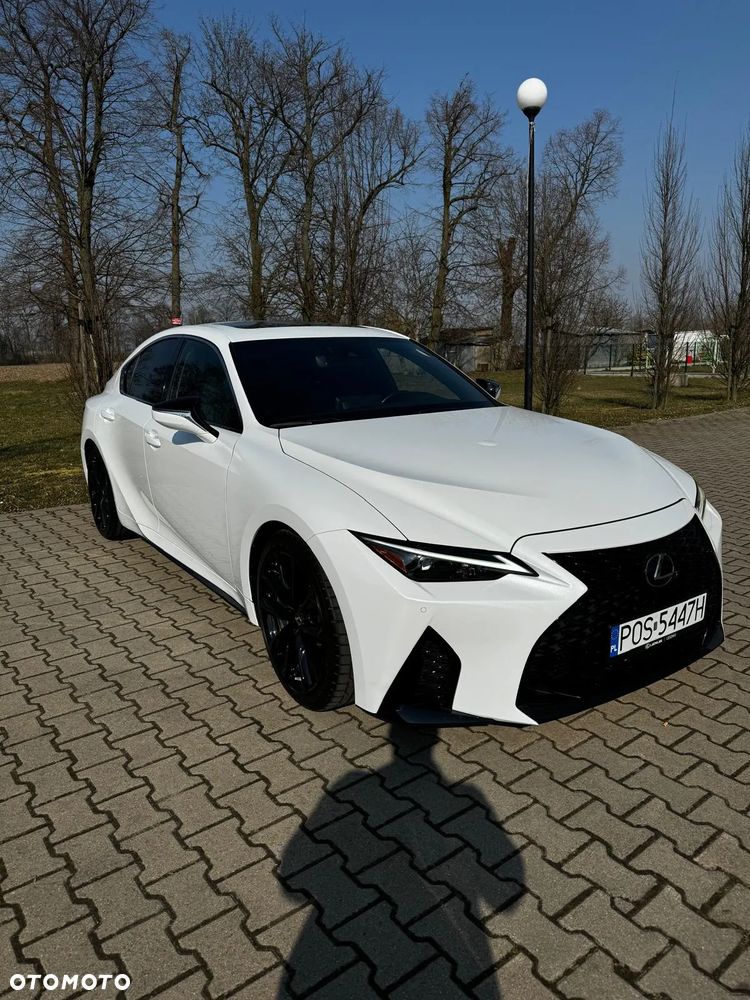 Lexus IS - 1