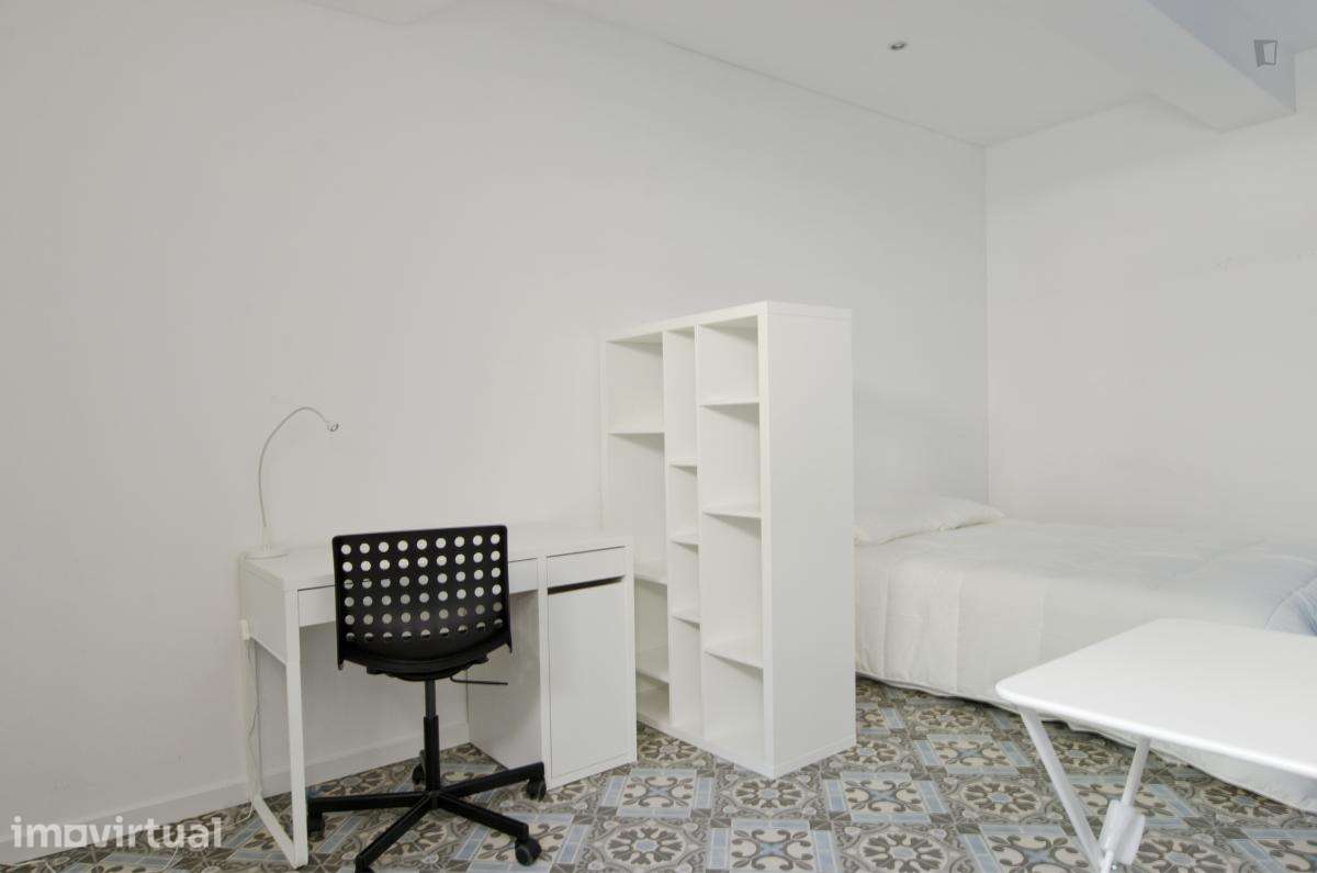 Quarto - localizado em Alvalade Lisbon - Grande imagem: 5/14