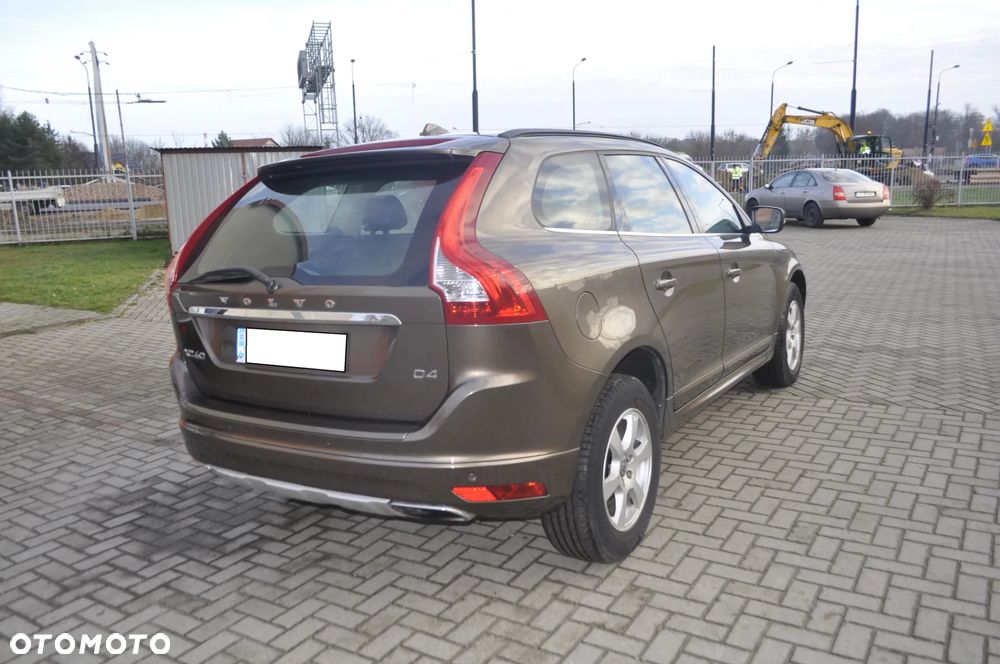 Volvo XC 60 D4 Drive-E R-Design Momentum - 8