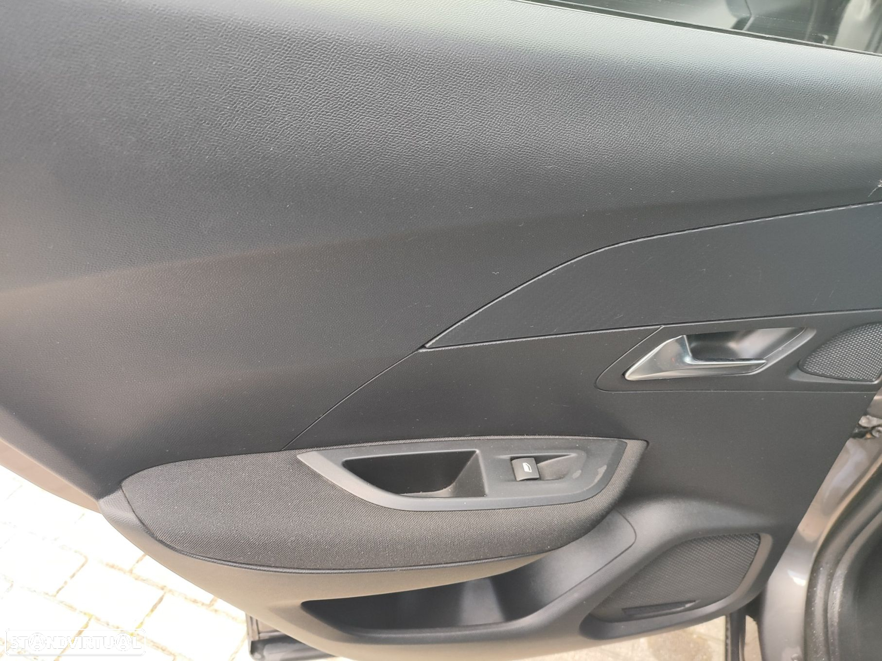 Peugeot 2008 1.2 PureTech Active - 19