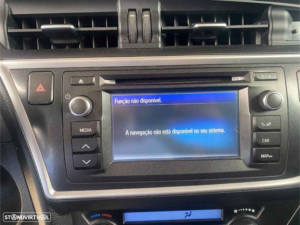 Toyota Auris Touring Sports 1.4 D-4D Com+P.Sport - 35