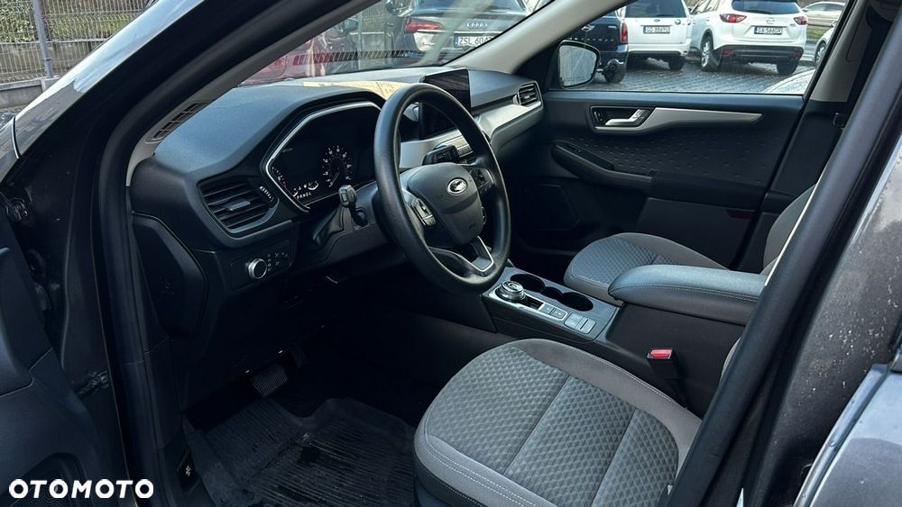 Ford Kuga - 8