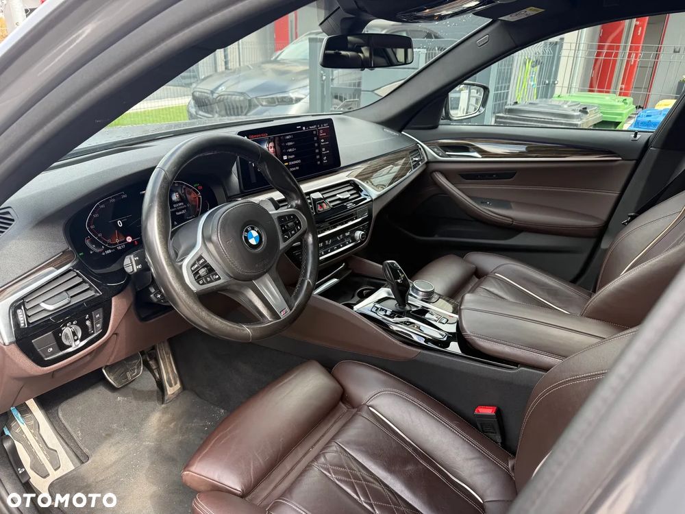BMW Seria 5 530i xDrive M Sport sport - 11