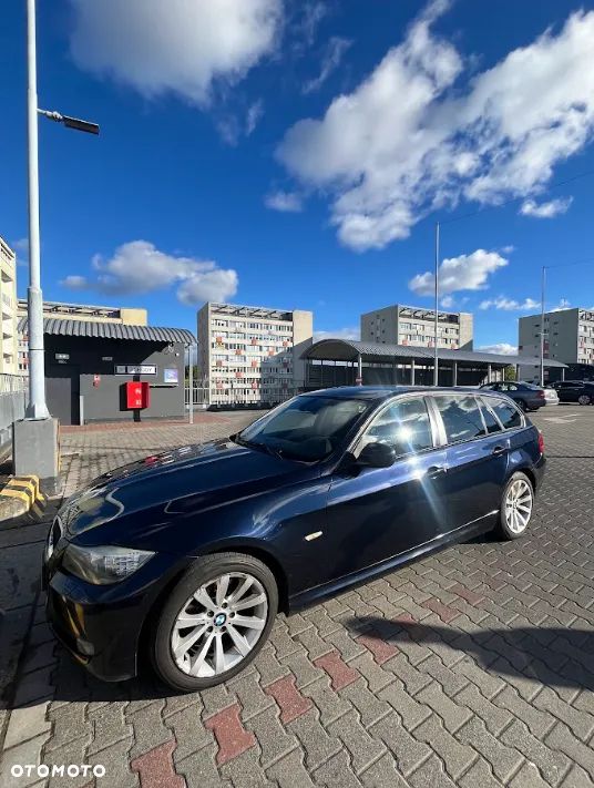 BMW Seria 3 320d - 5
