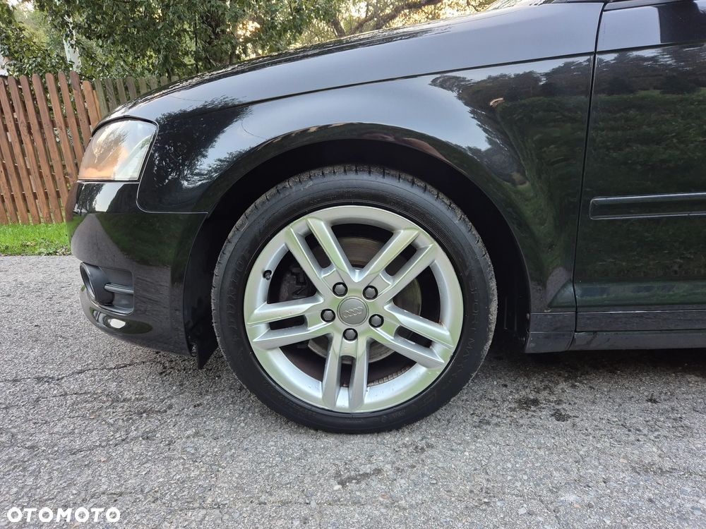 Audi A3 Sportback 2.0 TDI DPF quattro Ambition - 8