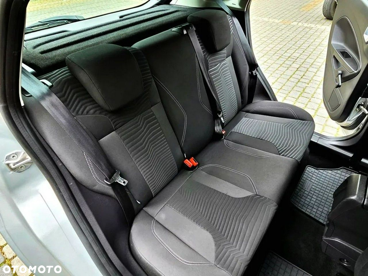 Ford Fiesta 1.0 EcoBoost Titanium - 24