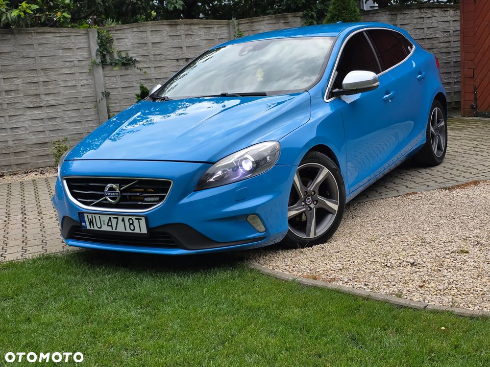 Volvo V40 D2 R Design - 12
