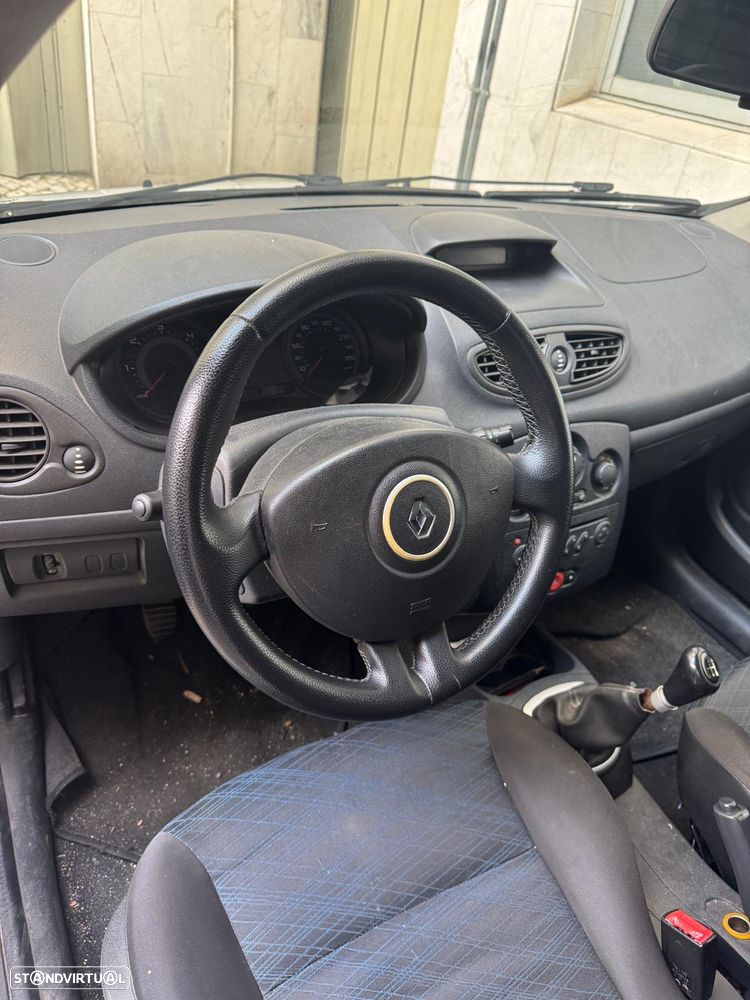 Renault Clio 1.5 dCi Pack - 10