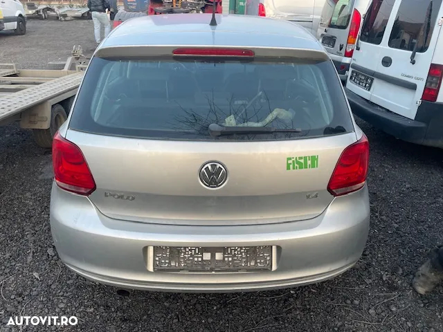 Dezmembrez Volkswagen Polo 6 R 1.4 Benzina - 4