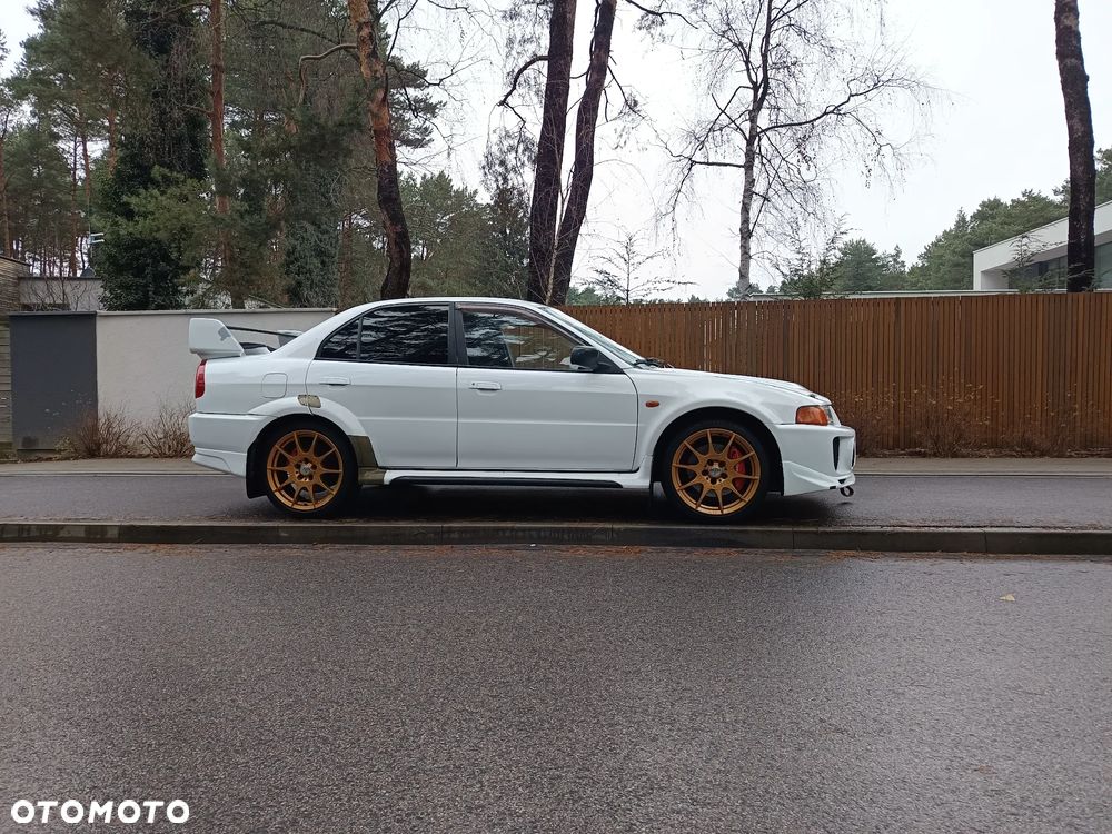 Mitsubishi Lancer Evolution - 1