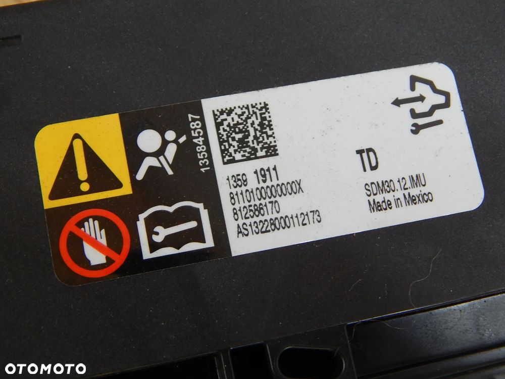 Poduszka powietrzna Airbag pas bezpieczeństwa przód sensor moduł  Opel Insignia A 13-17 Lift  Łuków części - 6