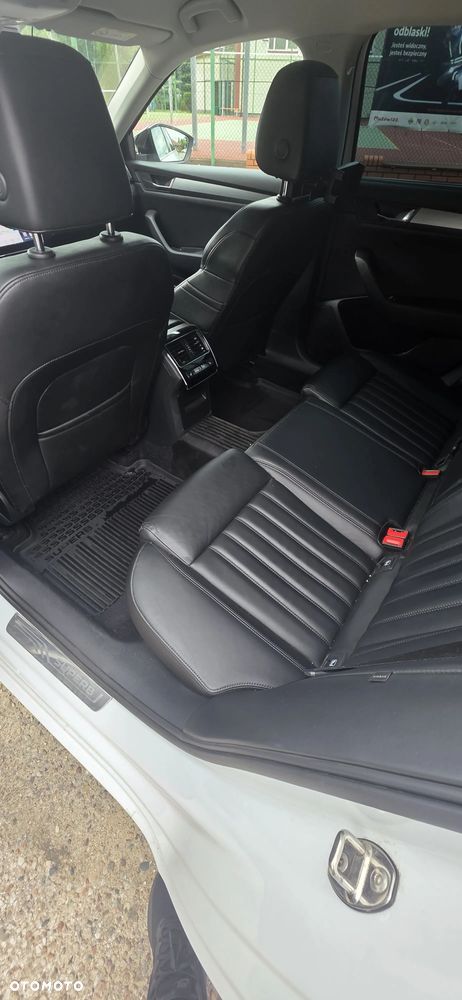 Skoda Superb 2.0 TDI Style DSG - 8