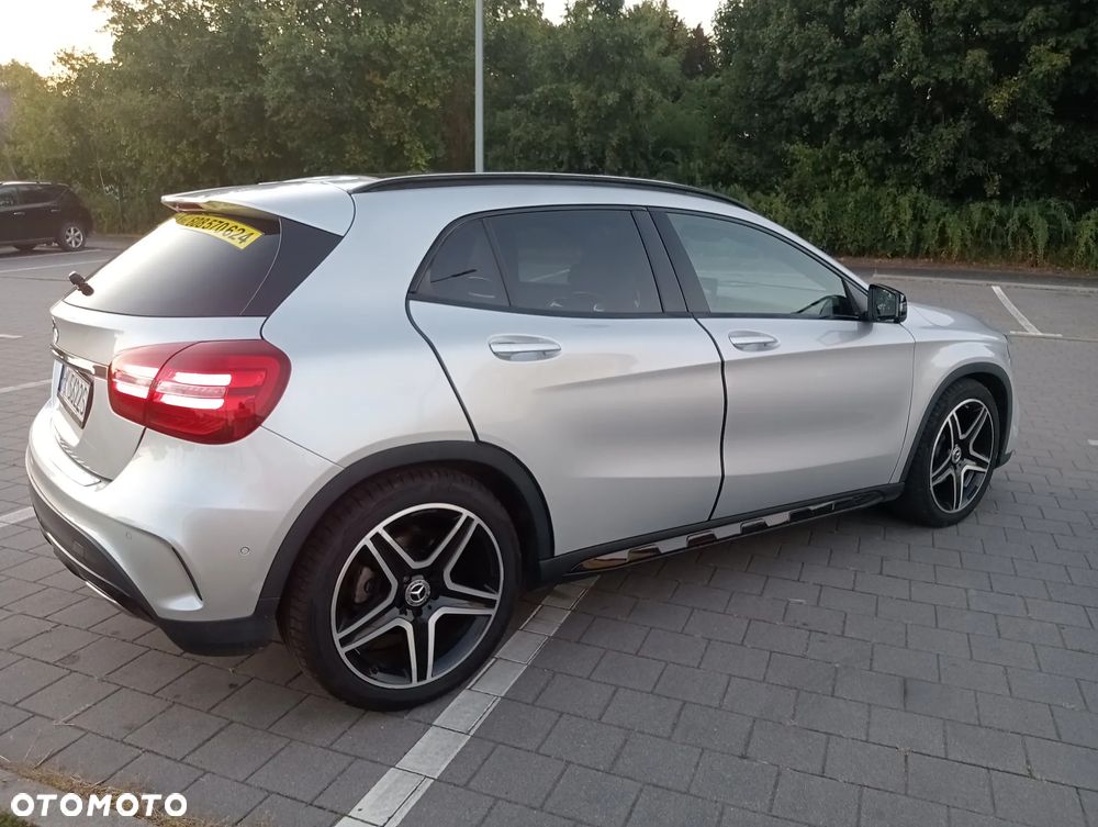 Mercedes-Benz GLA 200 (CDI) d 7G-DCT AMG Line - 7