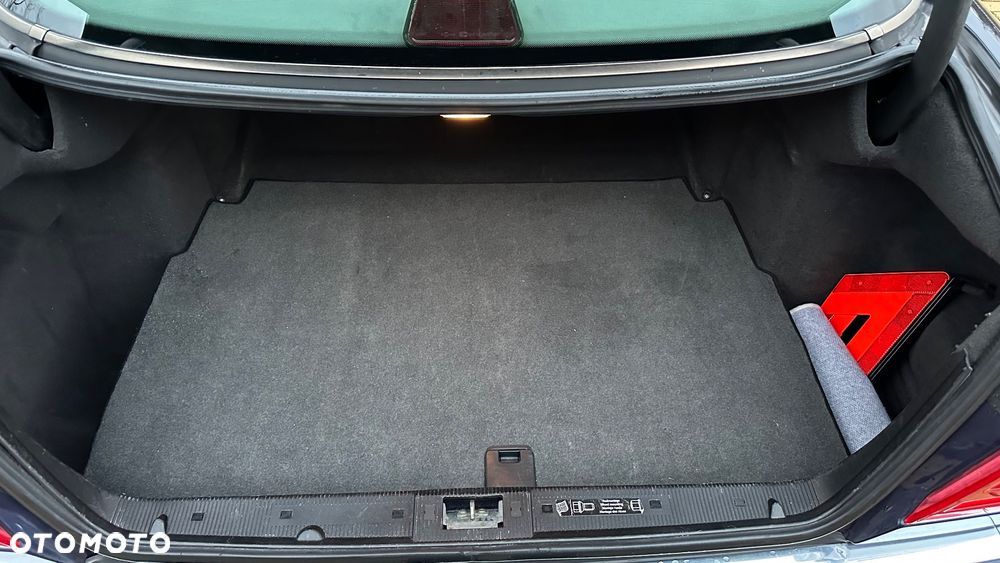 Mercedes-Benz Klasa E - 20