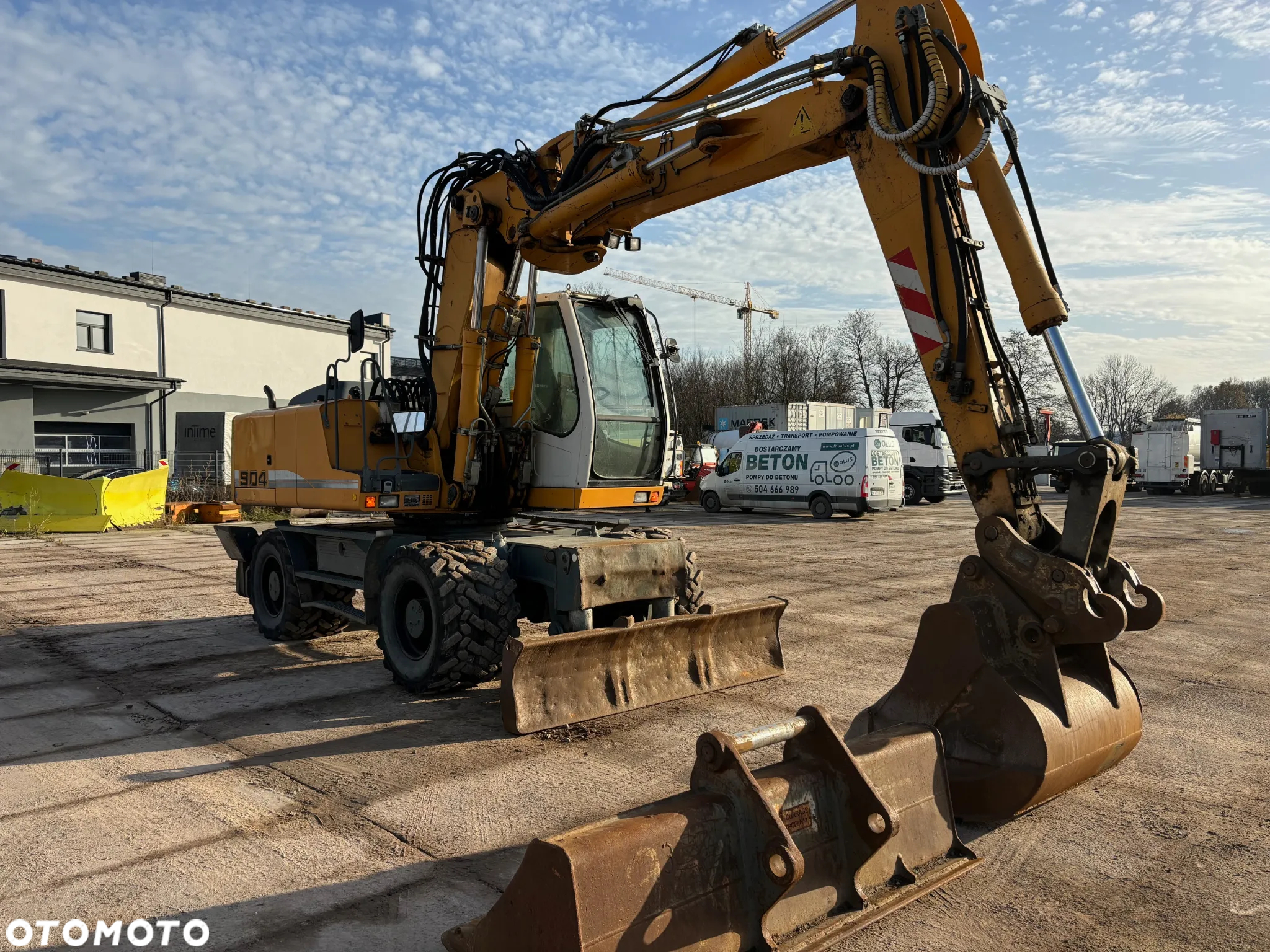 Liebherr A 904 C Litronic /Ramię 3 razy łamane / 2 ramię dodatkowo skrętne / PIĘKNA MASZYNA - 9
