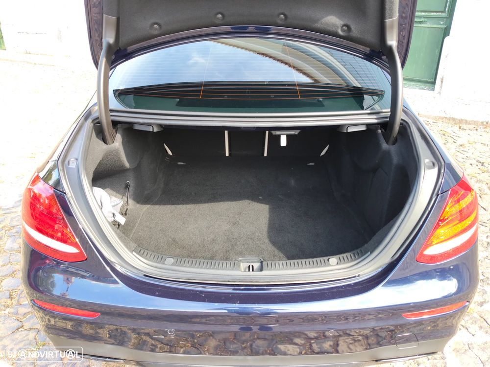 Mercedes-Benz E 43 AMG 4Matic 9G-TRONIC - 51