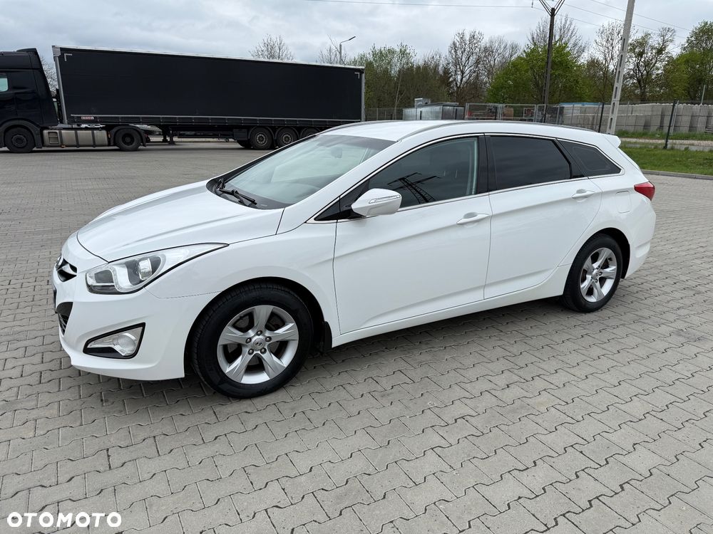 Hyundai i40 i40cw 1.6 Fifa World Cup Edition - 5
