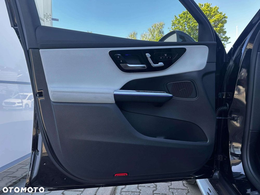 Mercedes-Benz GLC - 15