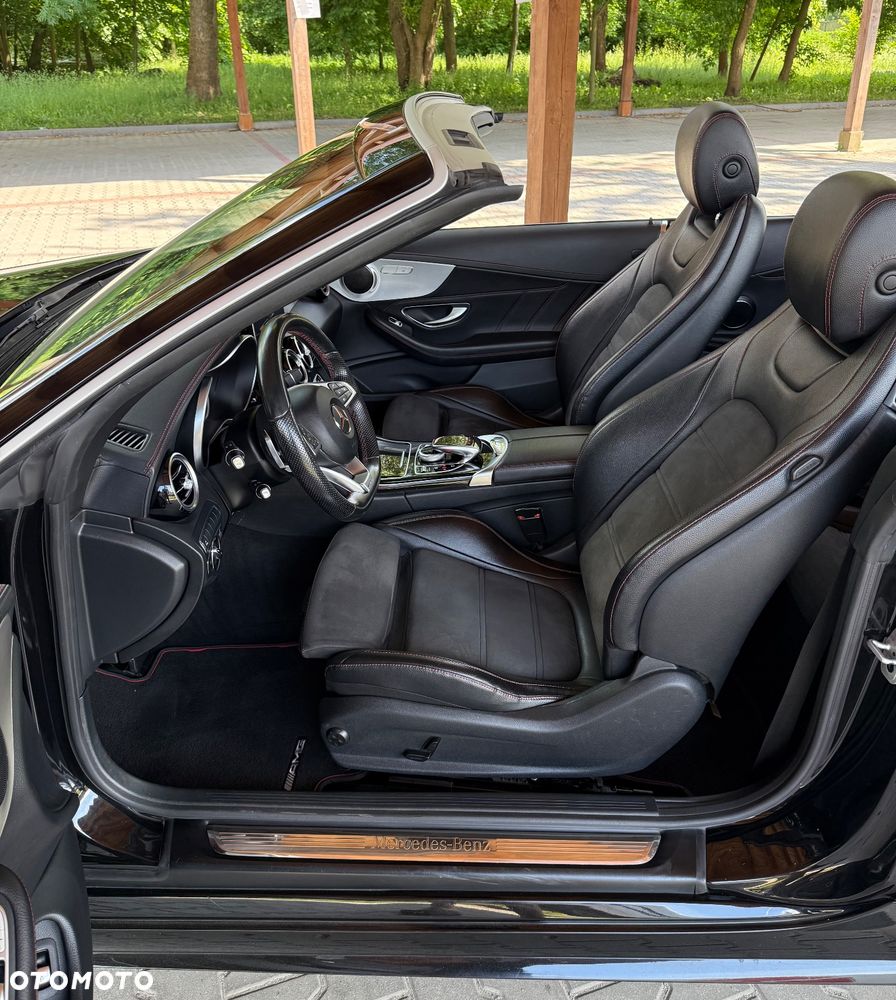 Mercedes-Benz Klasa C AMG 43 4Matic 9G-TRONIC - 22