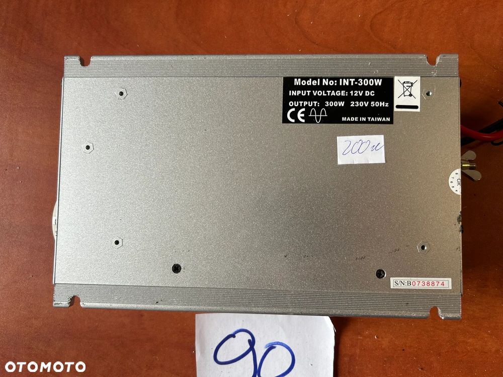 INT-300W Przetwornica Napięcie 12V/230V, 300W - 3