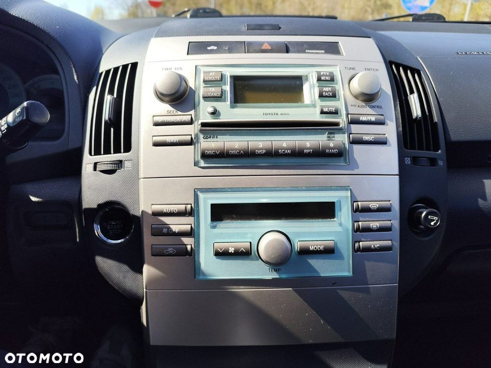 Toyota Corolla Verso - 20