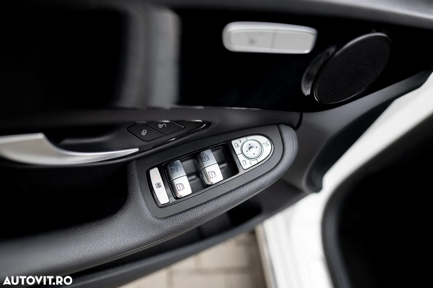 Mercedes-Benz C 220 d T 9G-TRONIC Avantgarde - 24