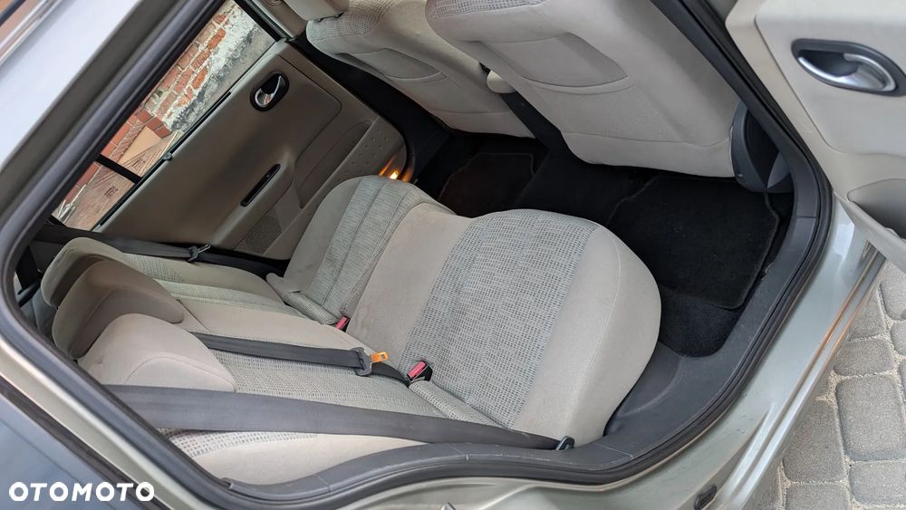 Renault Megane 1.5 dCi Confort Expression - 8