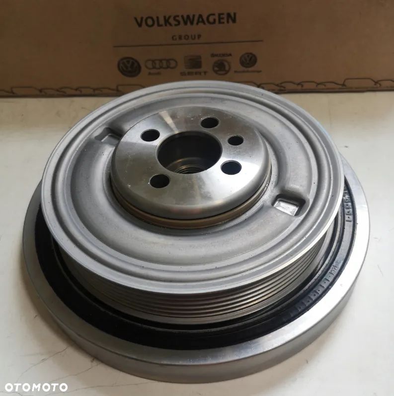 OE NOWE KOŁO PASOWE WAŁU VW CRAFTER II MAN 2.0 04L105251N - 1