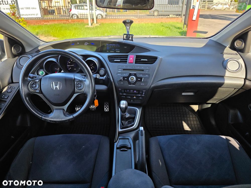 Honda Civic 1.4 i-VTEC Comfort - 23