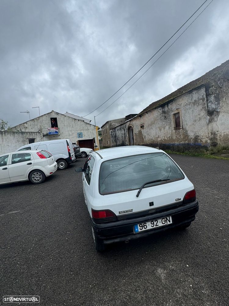 Renault Clio - 3