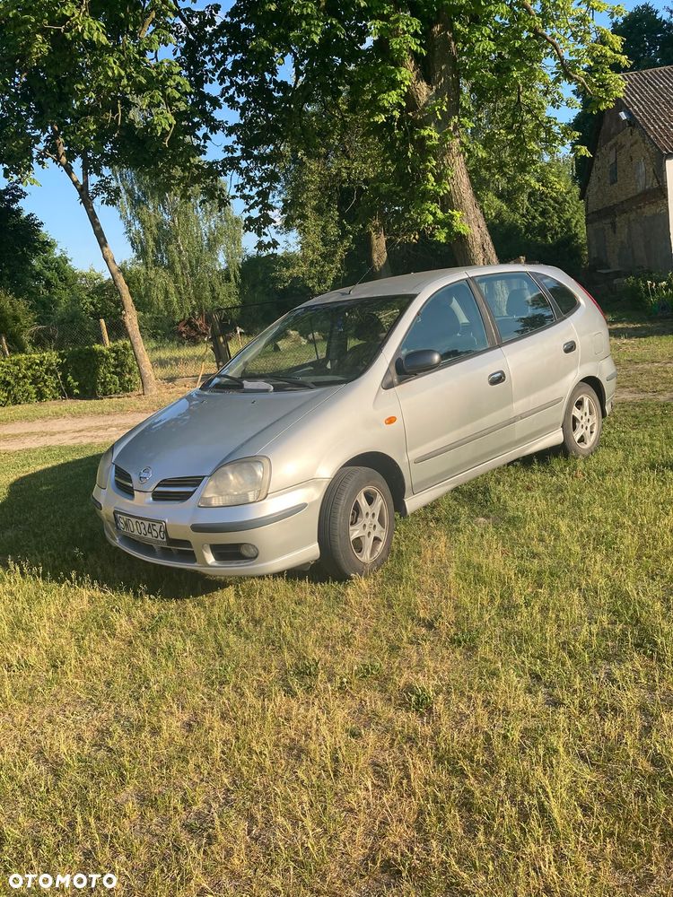 Nissan Almera - 1