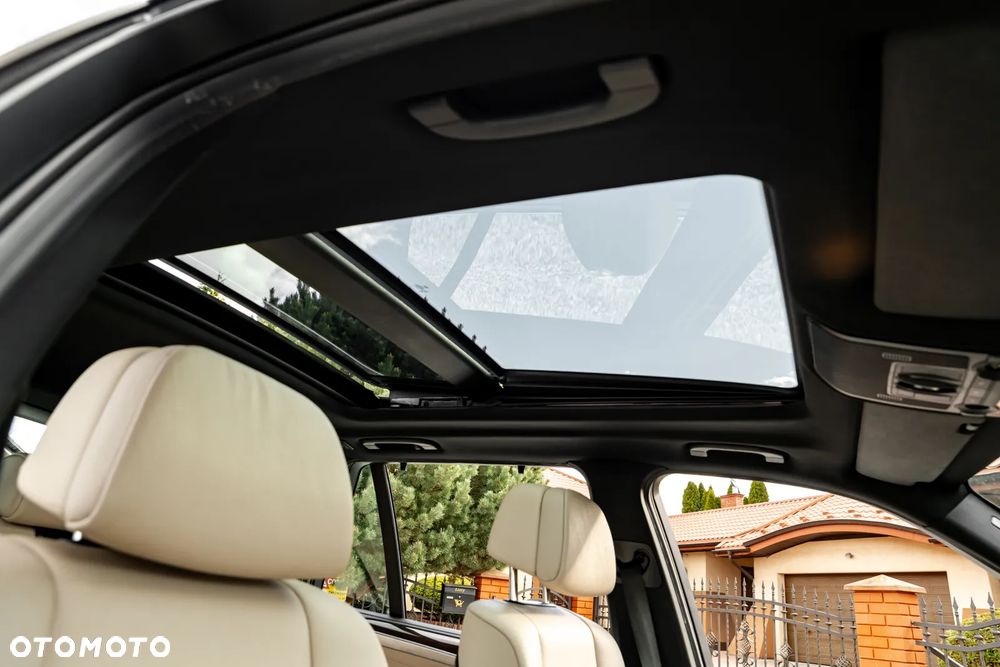 BMW X5 xDrive40d - 27