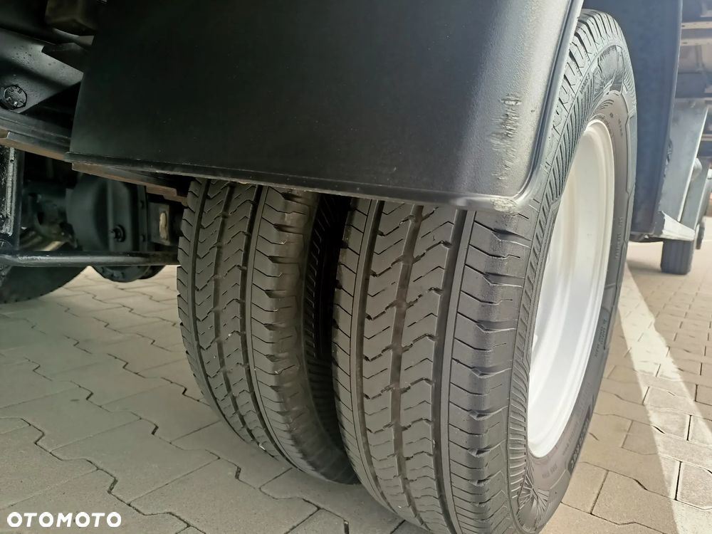 Iveco 35C16 POWER 160KM KONTENER WINDA 750Kg - 22