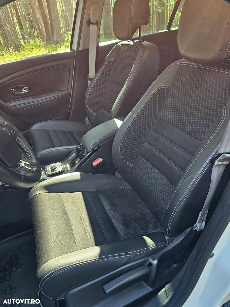 Renault Megane ENERGY dCi 130 Start & Stop Bose Edition - 11