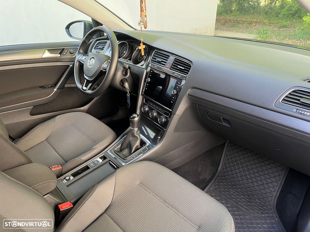 VW Golf Variant 1.6 TDi R-Line - 12