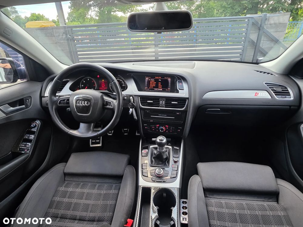 Audi A4 Avant 2.0 TDI - 10