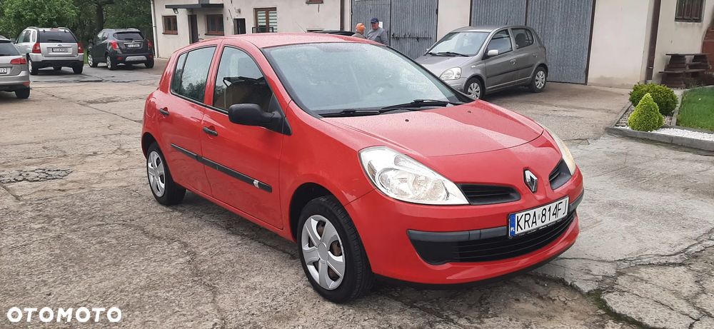 Renault Clio - 21