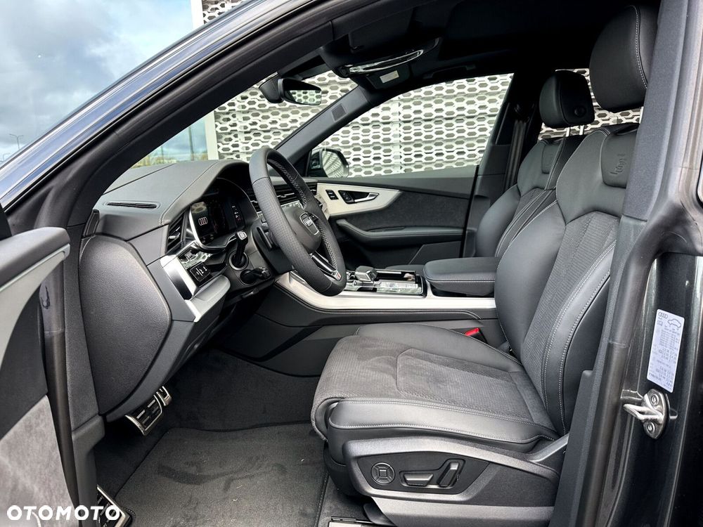 Audi Q8 - 23
