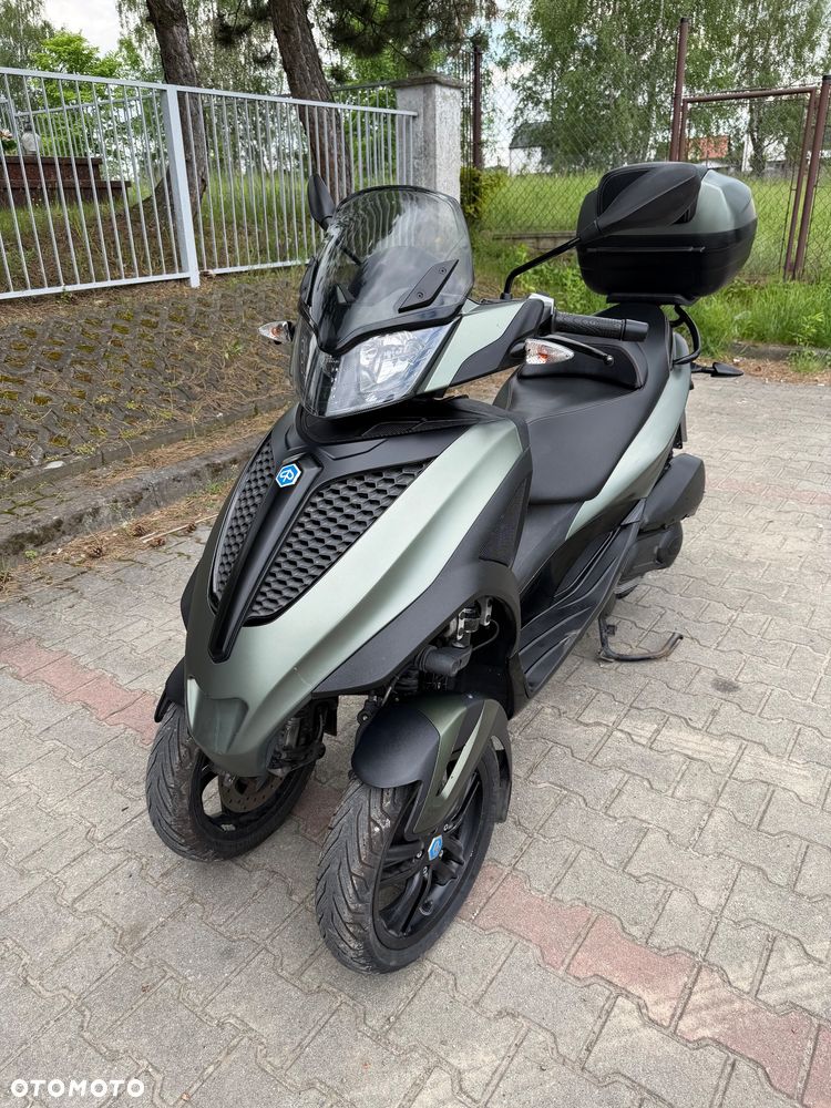 Piaggio MP-3 - 8