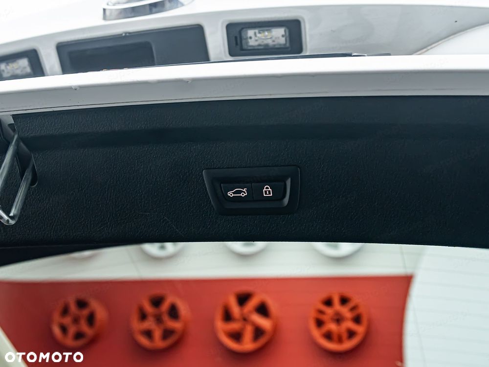 BMW 3GT 320d xDrive Luxury Line - 29