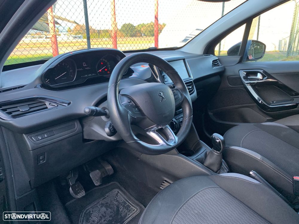 Peugeot 208 1.2 PureTech Allure - 9