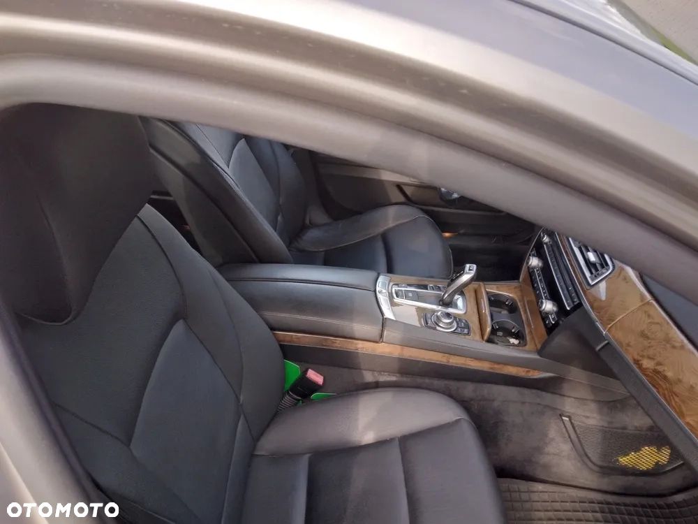 BMW Seria 7 730d Blue Performance - 12