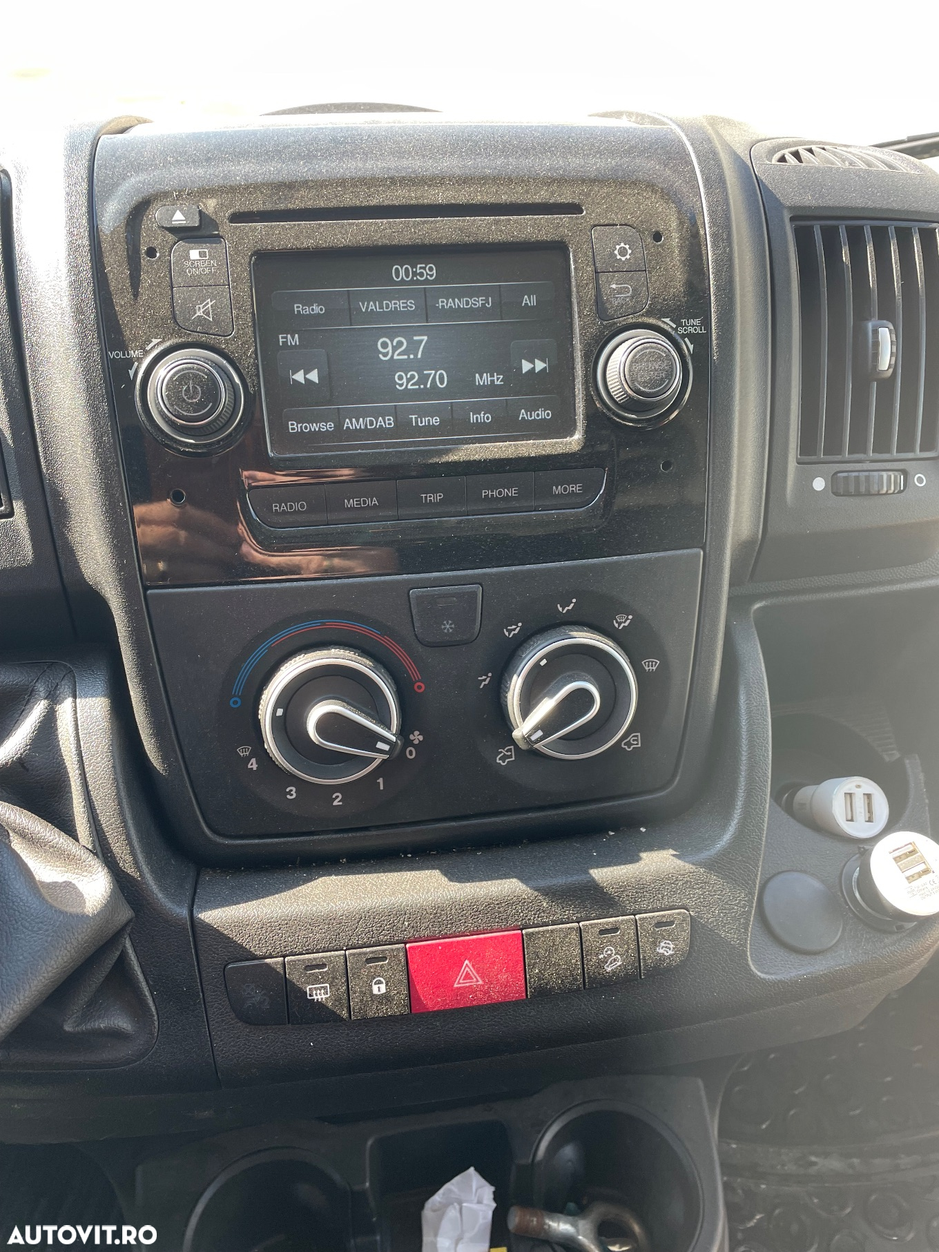 Peugeot Boxer Sasiu CD 2.0 BlueHDi 435 L3 BVM6 - 25