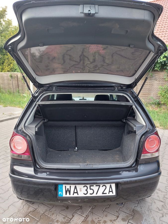 Volkswagen Polo 1.4 16V Comfortline - 10