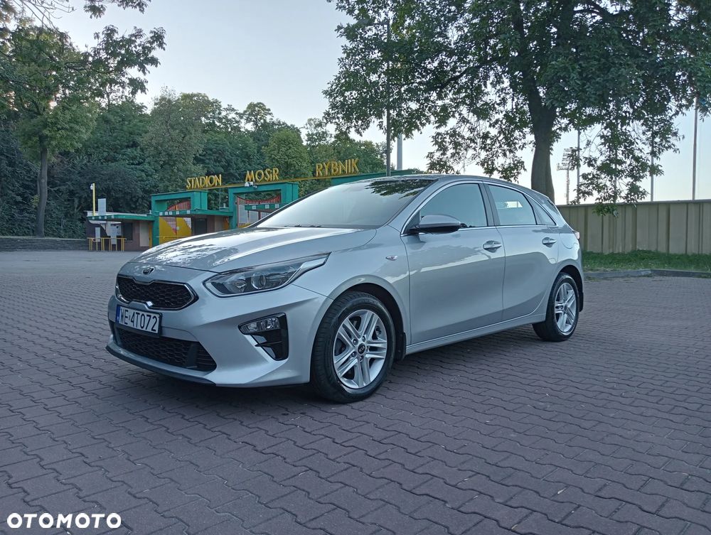 Kia Ceed 1.6 CRDi mHEV M - 2